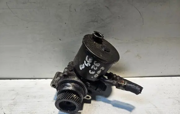 Mazda 626 Power steering pump