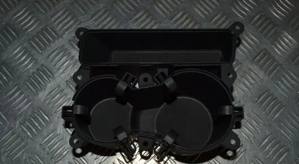 Cup holder front