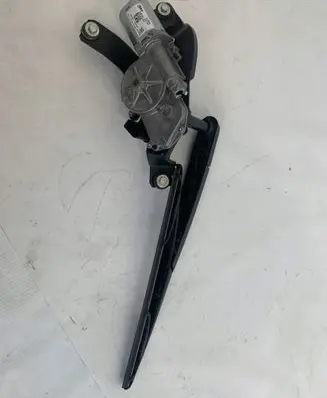Hyundai i20 (BC3 BI3) Rear window wiper motor