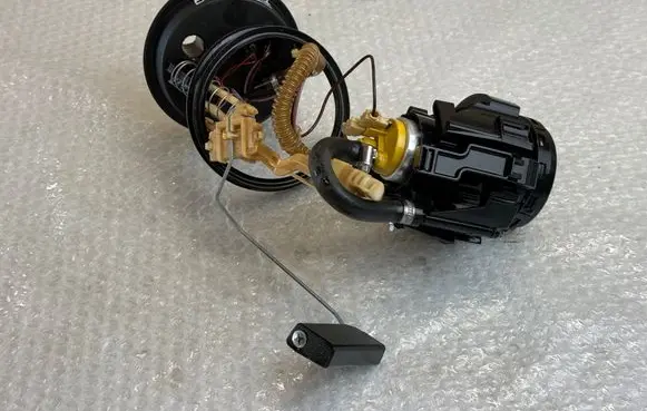 BMW 5 E39 In-tank fuel pump 1182954