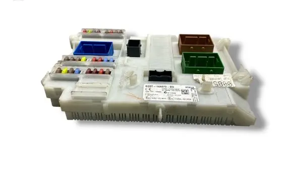 Ford Mondeo MK IV Fuse module BG9T14A073BH