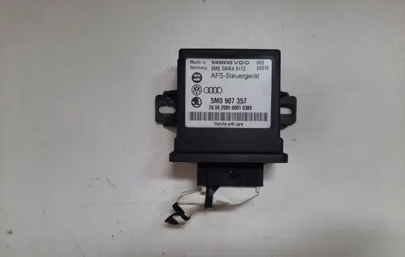 Volkswagen PASSAT B6 Light module LCM 5M0907357