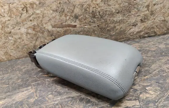 Cadillac SRX Armrest