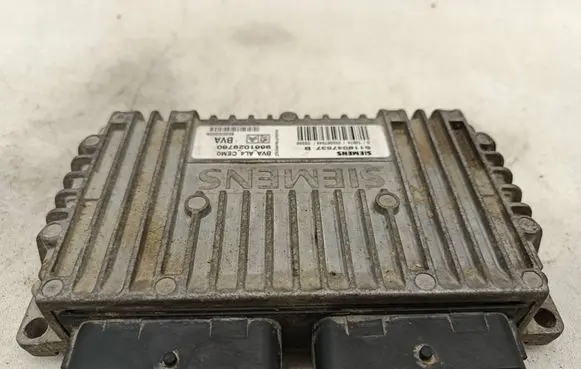 Peugeot 206 Gearbox control unit/module S118047537B 9661029780 8200302005