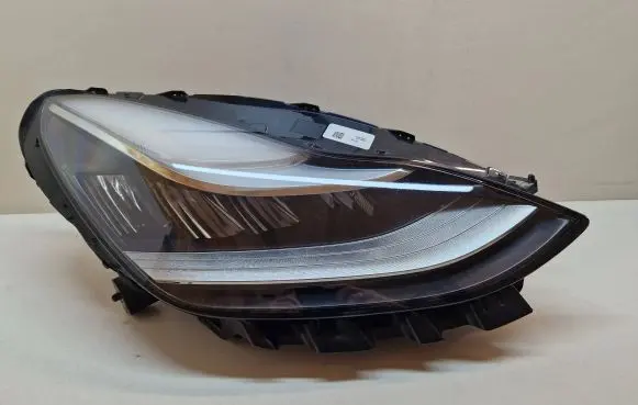 Tesla Model 3 Headlight/headlamp 107737650B 19186124146