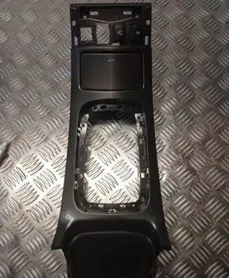 Peugeot 607 Gear shifter surround trim plastic 1842958030 9629448077