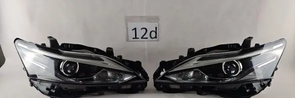 Lexus CT 200H Headlights/headlamps set 