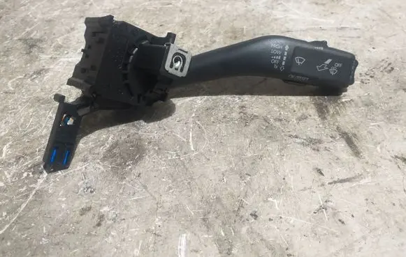 Skoda Octavia Mk2 (1Z) Wiper control stalk 1K0953519L