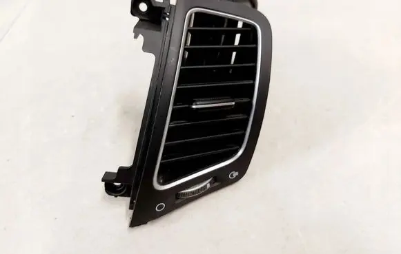 KIA Sorento Rear air vent grill 2P974-20105
