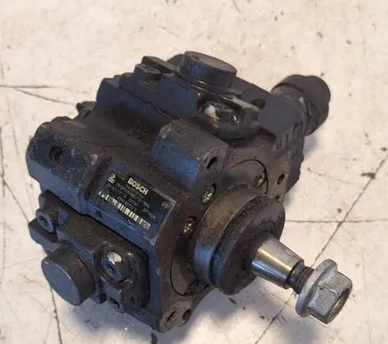 Audi A6 S6 C6 4F Fuel injection high pressure pump 0445010154 059130755S 3911636