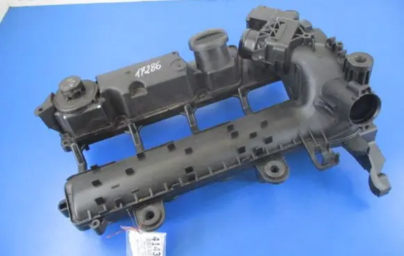 Ford Fiesta Rocker cam cover 