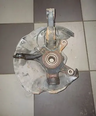 Honda Civic Front wheel hub spindle knuckle