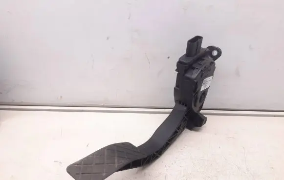 Audi A5 8T 8F Accelerator throttle pedal 8K1721523 18022010 6PV00950500