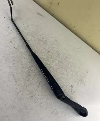 Nissan Micra Front wiper blade arm