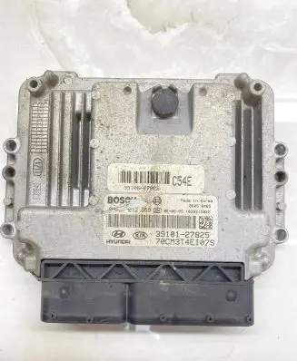 Hyundai Santa Fe Engine control unit/module 3910127825 3910627825 0281012669
