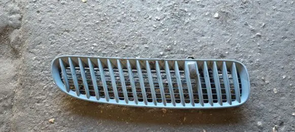 BMW X5 E53 Bonnet/hood grill 7124822