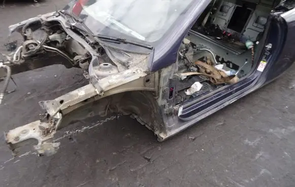 Volkswagen Eos Body 