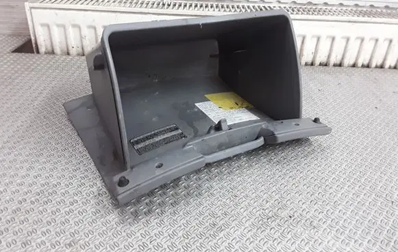 Toyota Yaris Glove box lid/cover 555500D010