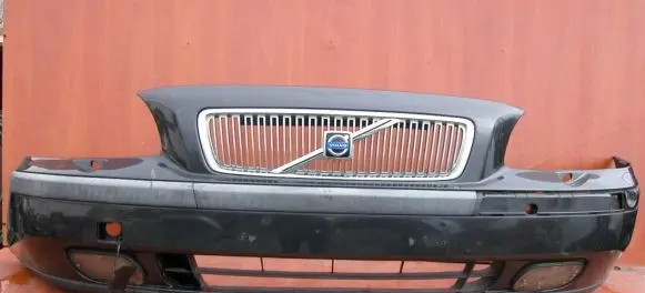 Volvo V70 Front bumper