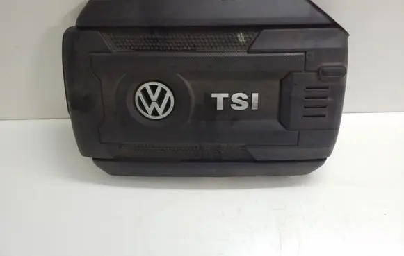 Volkswagen Jetta VI Engine cover (trim)