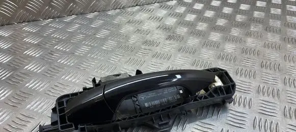 Mercedes-Benz C W204 Front door exterior handle A2047600734