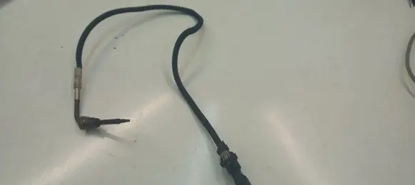 Mercedes-Benz C AMG W205 Exhaust gas temperature sensor A0009056804