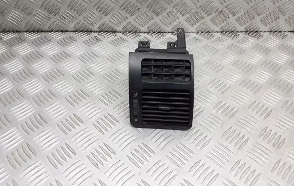 Volkswagen Touran I Dashboard air vent grill cover trim 