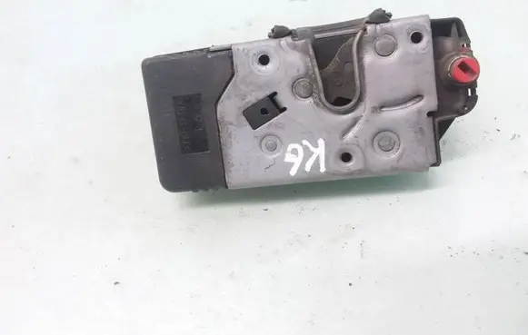 Opel Zafira A Rear door lock 24414134