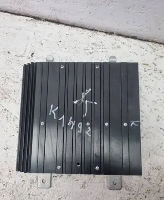 Mitsubishi Outlander Sound amplifier 8701a565