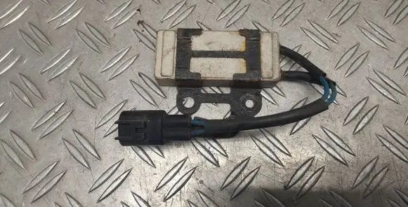 Coolant fan relay