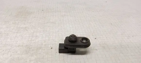 Mitsubishi Outlander Front door sensor 