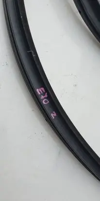 BMW X5 E70 Rubber seal rear door 10995810 47161
