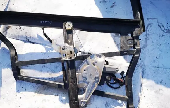 Audi A6 S6 C5 4B Sliding door window regulator with motor 4b0839398b