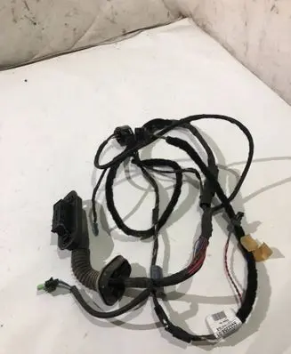 BMW 5 E60 E61 Front door wiring loom 6972556 09052006 EE409U