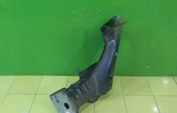 Volvo XC60 Front side member PRZOD
