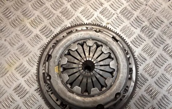 Mini One - Cooper Coupe R56 Clutch set kit 7568714 7557169