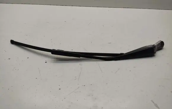 Mercedes-Benz Vito Viano W447 Rear wiper blade A6398201444