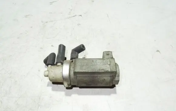 Audi A6 S6 C5 4B Turbo solenoid valve 059906627A