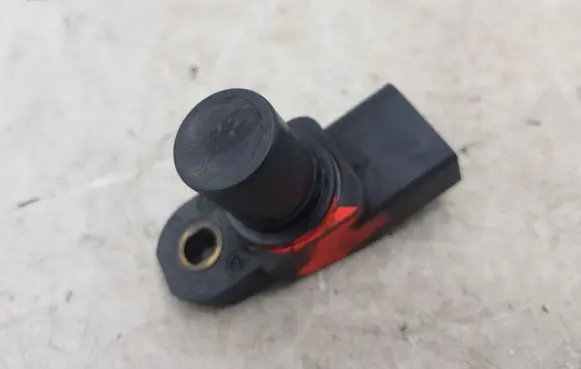 BMW 3 E46 Camshaft position sensor 779225603