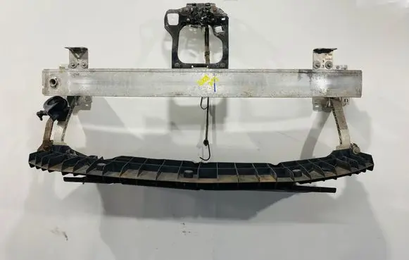 Peugeot 2008 I Front bumper support beam 