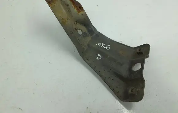 Volkswagen Golf VI Fender mounting bracket 5K6821138 Ld7x