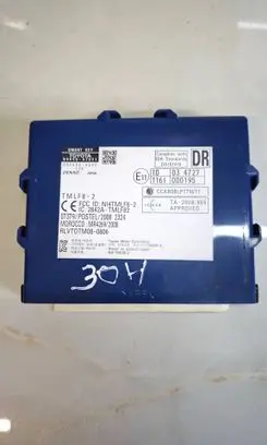 Toyota Prius (XW30) Keyless (KESSY) go control unit/module 8999047051 2842ATMF82 2325006652