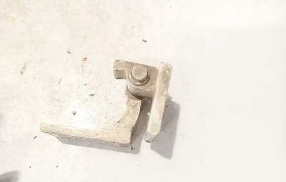Ford Ka Front door upper hinge 