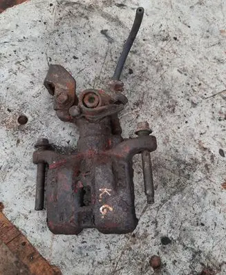 Mazda 6 Rear brake caliper