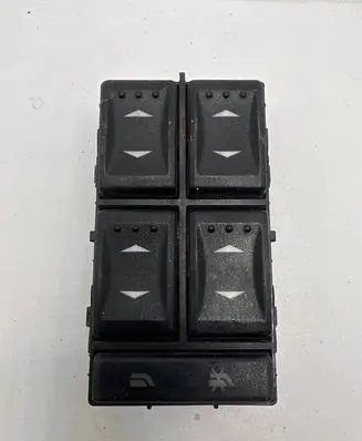 Ford Mondeo Mk III Electric window control switch 1S7T14A132BE 03163452