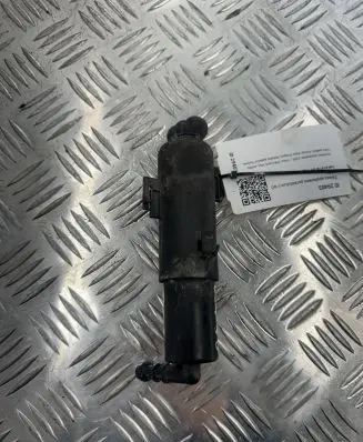 Audi A5 8T 8F Headlight washer spray nozzle 8T0955102