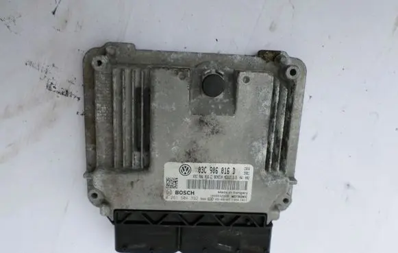 Skoda Octavia Mk2 (1Z) Engine control unit/module 03C906016D