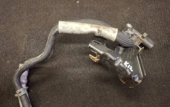 Volkswagen Amarok Exhaust gas pressure sensor 076906051B 09063952 51MPP0203