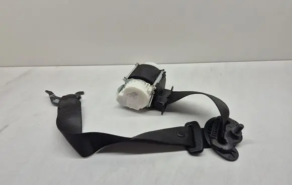 BMW X1 E84 Front seatbelt 2991281