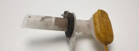 Renault Scenic I Window washer liquid tank fill tube 7700843903